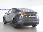 TESLA Model Y Photo 4