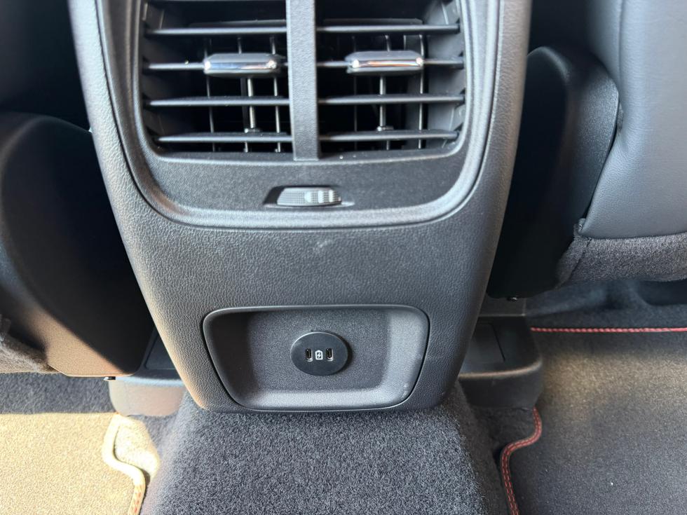 Ford Kuga Photo 39e324d4-6a4c-481b-a49b-28e392b52490.JPEG