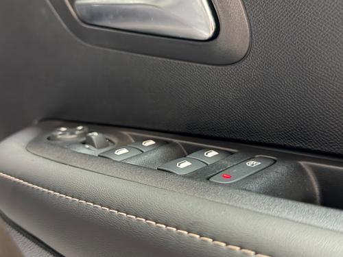 Peugeot 208 Photo 3a108124-3439-460a-b3c1-57133b88b806.jpeg