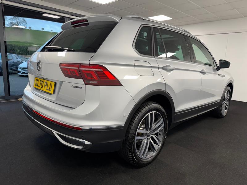 Volkswagen Tiguan Photo 3a126e1a-5341-453f-a455-cd1f5c442f3f.jpg
