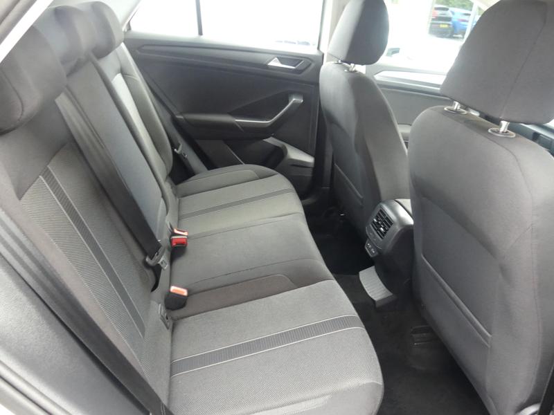 Volkswagen T-Roc Photo 3a1c5d3c-9605-40a1-a75f-f8d45070d8dc.jpg