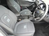 Ford Focus Photo 16