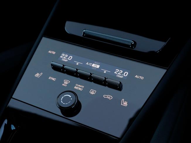 PORSCHE Cayenne Photo 23