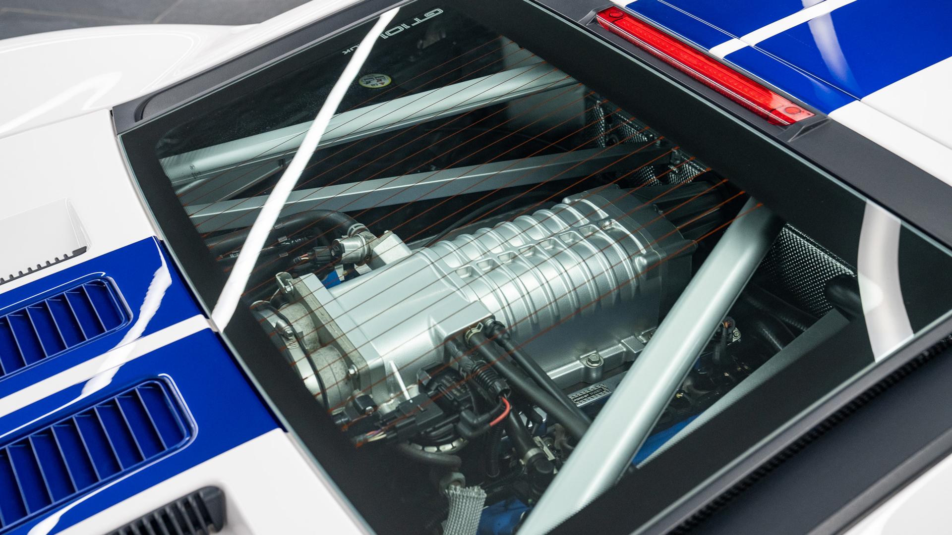 Ford GT Photo 3a3b65f5-b9c6-4a7c-a7cd-25818559c808.jpg