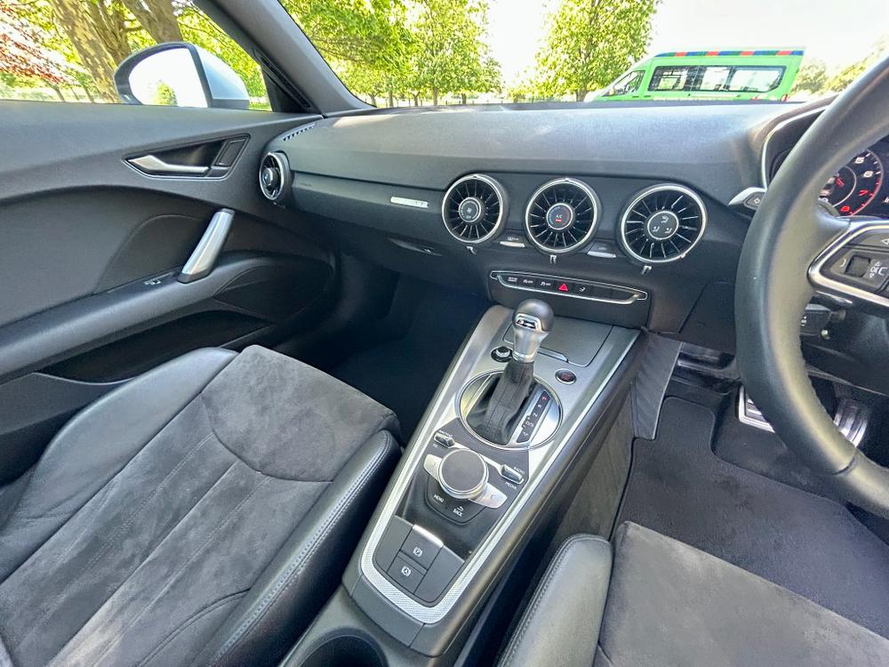 Used Audi TT DA71TWK 28
