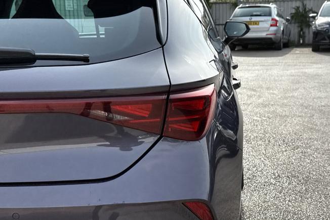 CUPRA Leon Photo 18