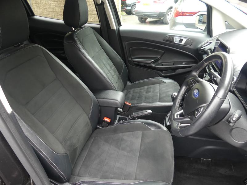 Ford EcoSport Photo 3a6a1204-703b-411a-a77b-84be027212a0.jpg
