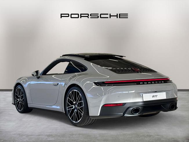 PORSCHE 911 Photo 5