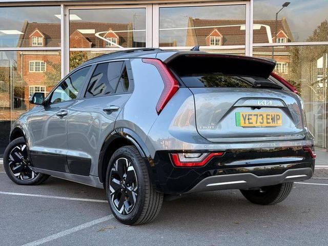 Kia Niro Photo 3a746c21-92f6-4a4f-80aa-7de8ef42eab9.jpg