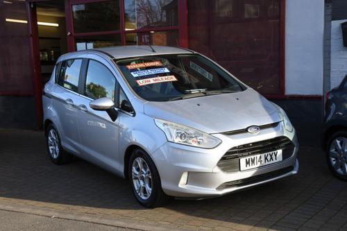 2014 B MAX 1.4 ZETEC 7 SERVICE STAMPS A C HEATED FRONT SCREEN SOLD PETROL... photo