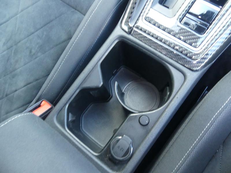 Volkswagen Golf Photo 3a8e76f8-68d7-415f-aa49-982b3e9c2e0f.jpg
