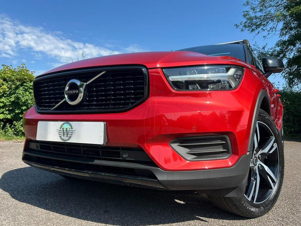 Used Volvo XC40 HN22CJV 4