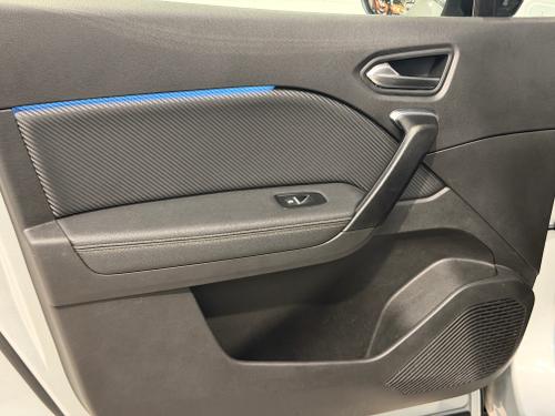 Renault Captur Photo 3a97d09a-7383-4302-b359-0942a42cbba6.jpeg