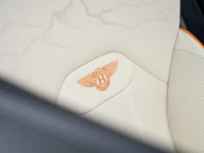BENTLEY Bentayga Photo 29
