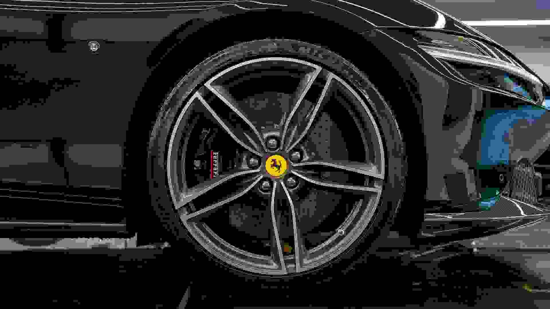 Ferrari ROMA Photo 3acc2395-39ea-4d2f-8db6-c802c26f5dc4.jpg