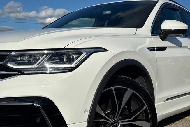 VOLKSWAGEN Tiguan Photo 51