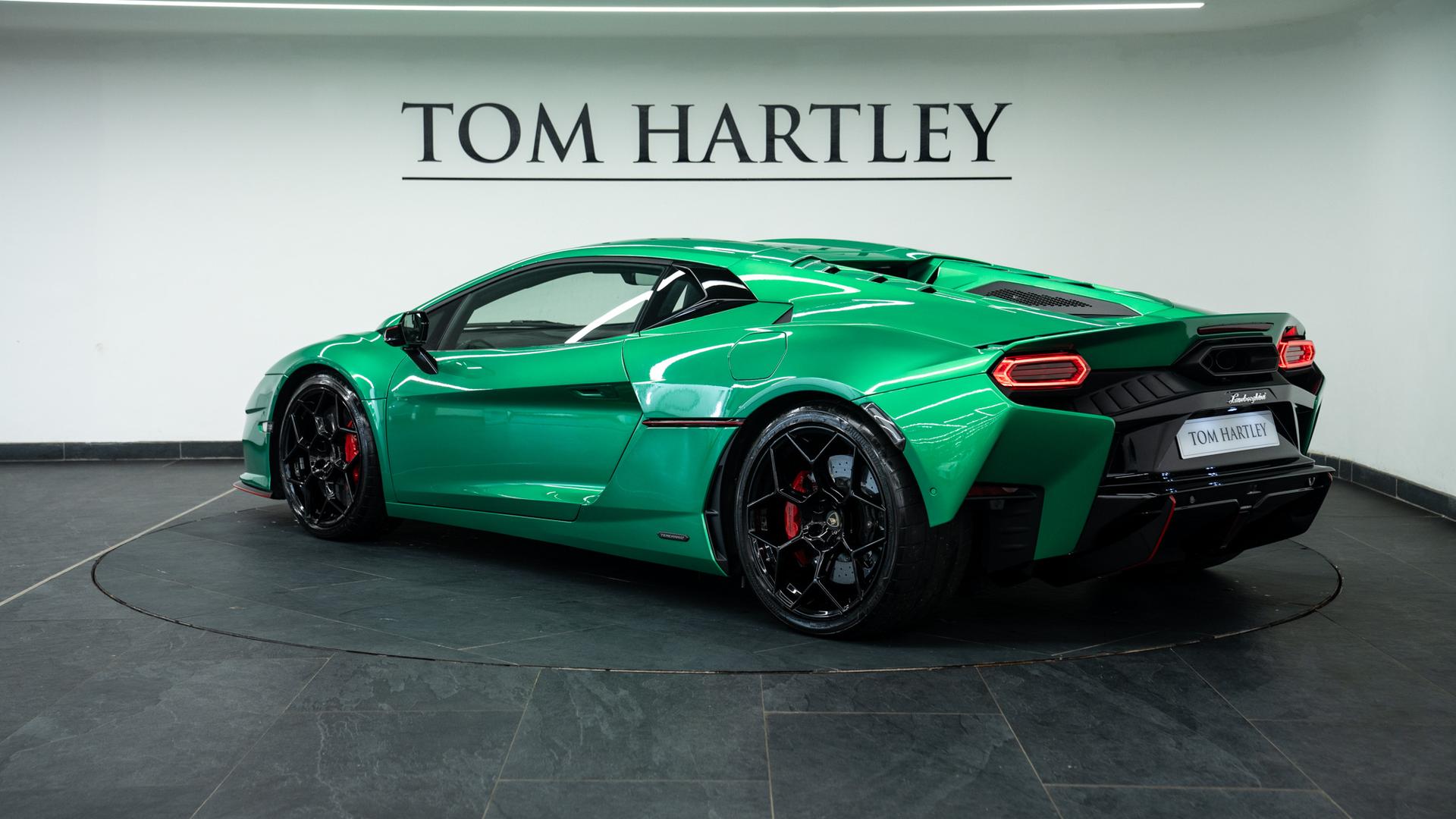 LAMBORGHINI Temerario Photo 3ae55cf7-8e26-42ac-8b5a-ca1c7f5ec834.jpg