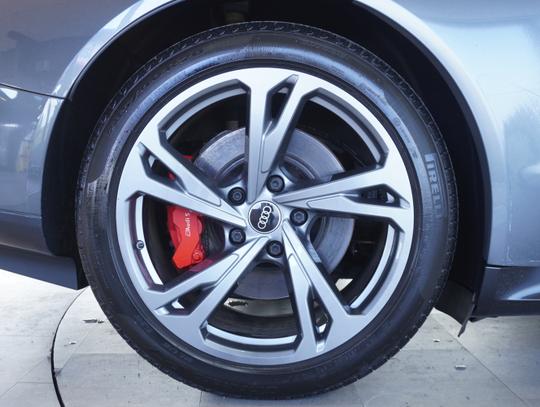 Audi e-tron GT Photo 3ae5a438-16f4-4b5c-ae29-60b748fc5f6f.jpg