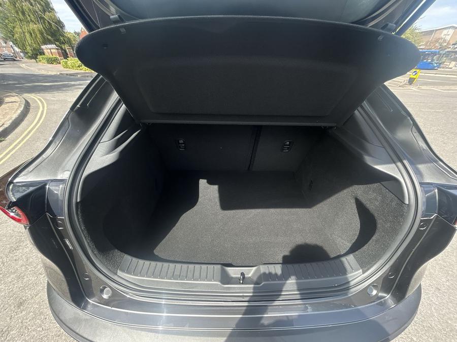 Mazda CX-30 Photo 3aea9115-7b30-459a-9deb-773fc51d8c1d.jpg