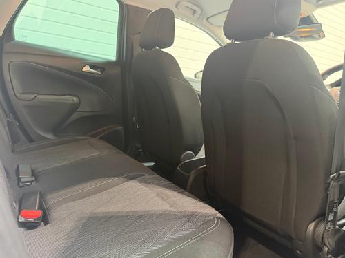 Vauxhall Crossland X Photo 3aebac45-1f54-49e8-8d8d-6d3af153c7c0.jpeg