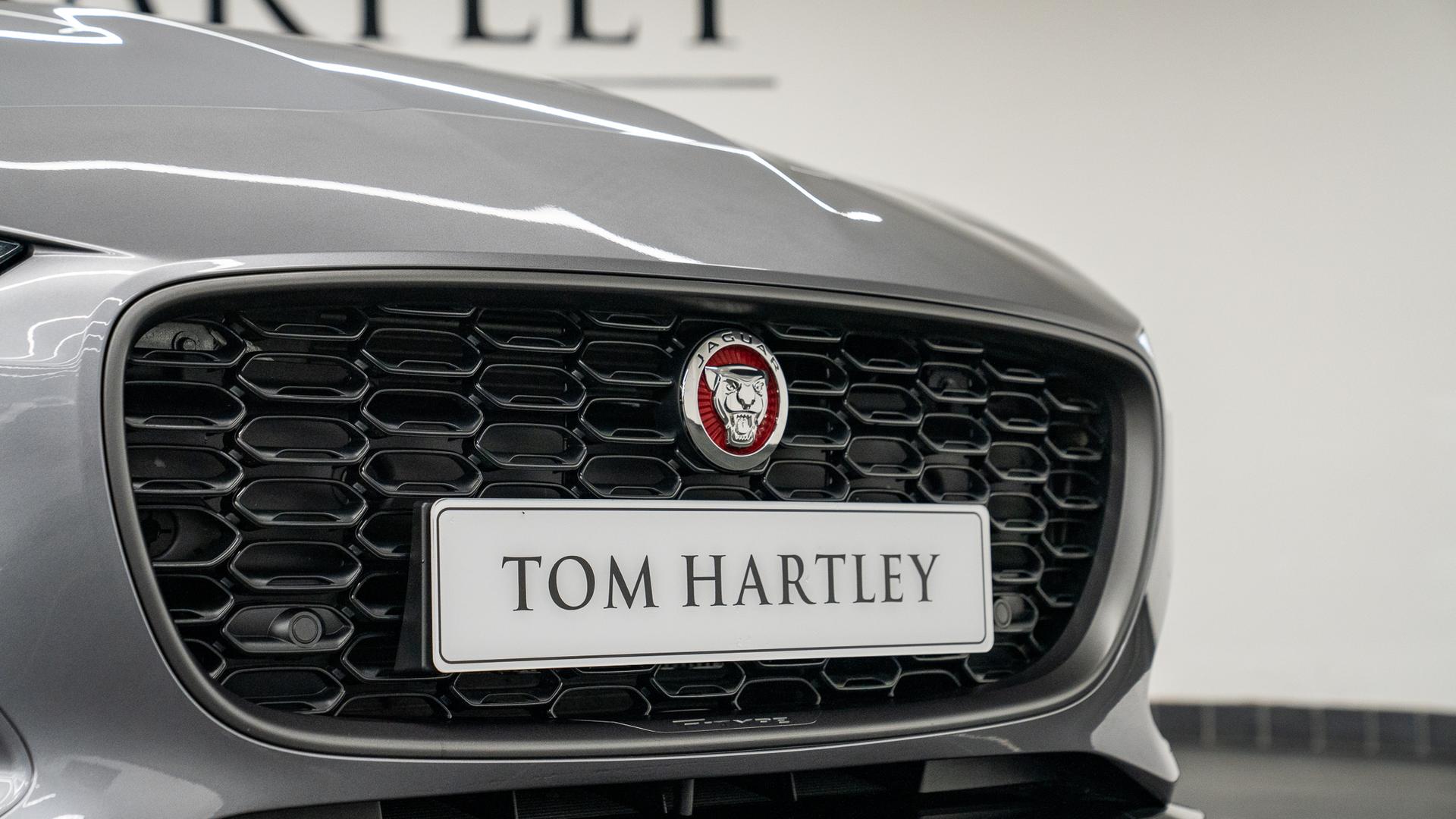 Jaguar F-Type Photo 3af8cdd7-50c8-43fa-8786-ce948c6c2199.jpg