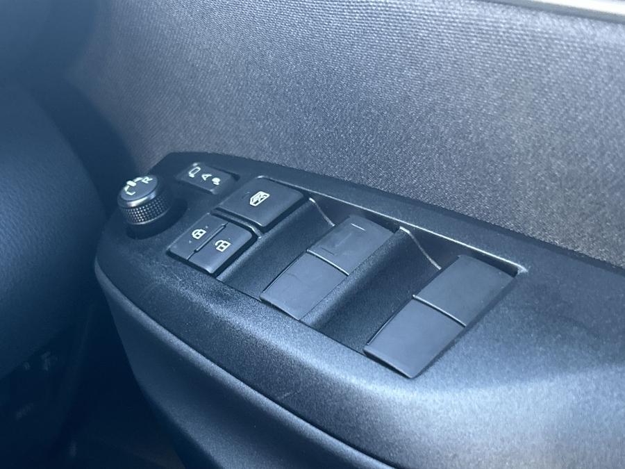 Mazda Mazda2 HYBRID Photo 3b066d12-422b-4af8-8b80-20d906c61be4.jpg