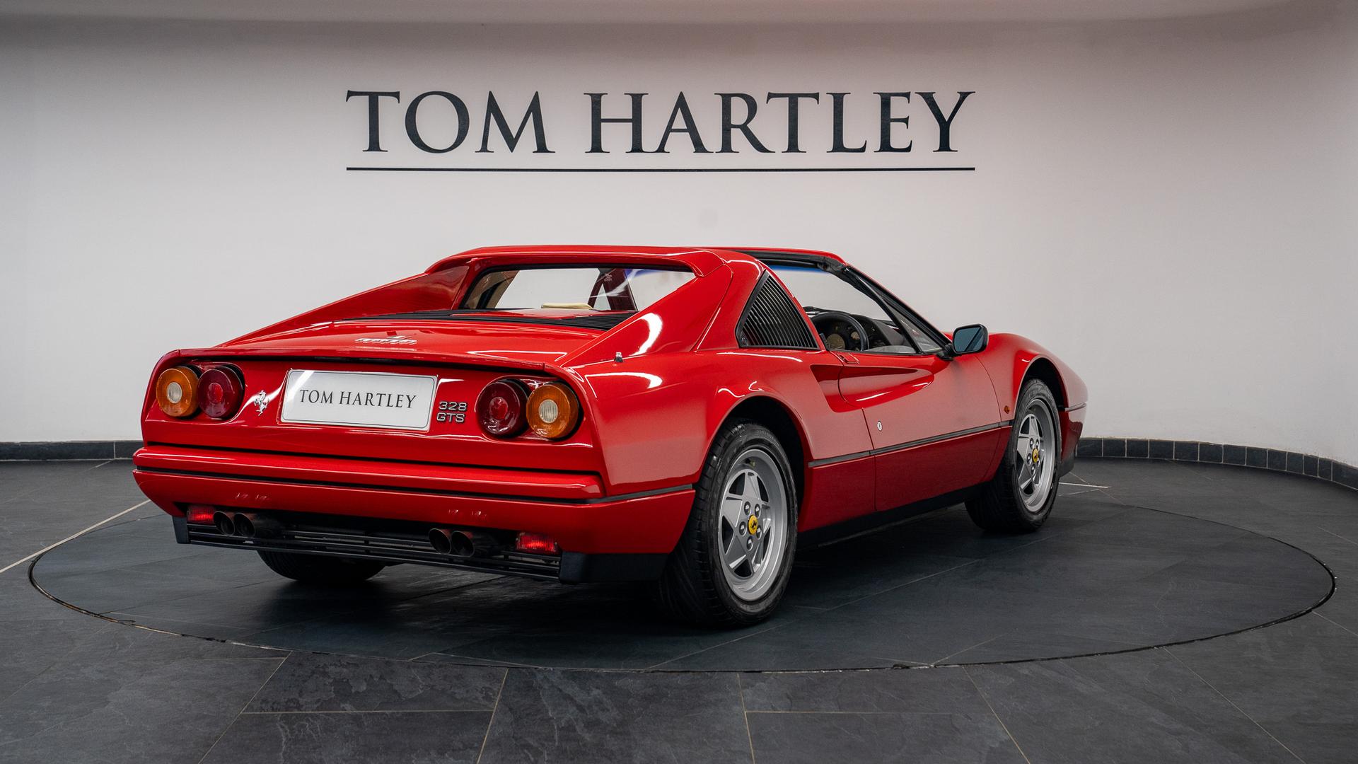 Ferrari 328 Photo 3b13539c-a95f-4f26-b518-124542836002.jpg