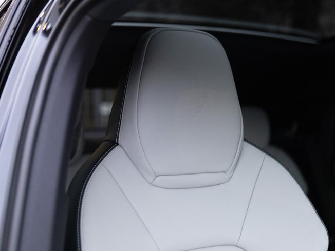 PORSCHE Cayenne Photo 11