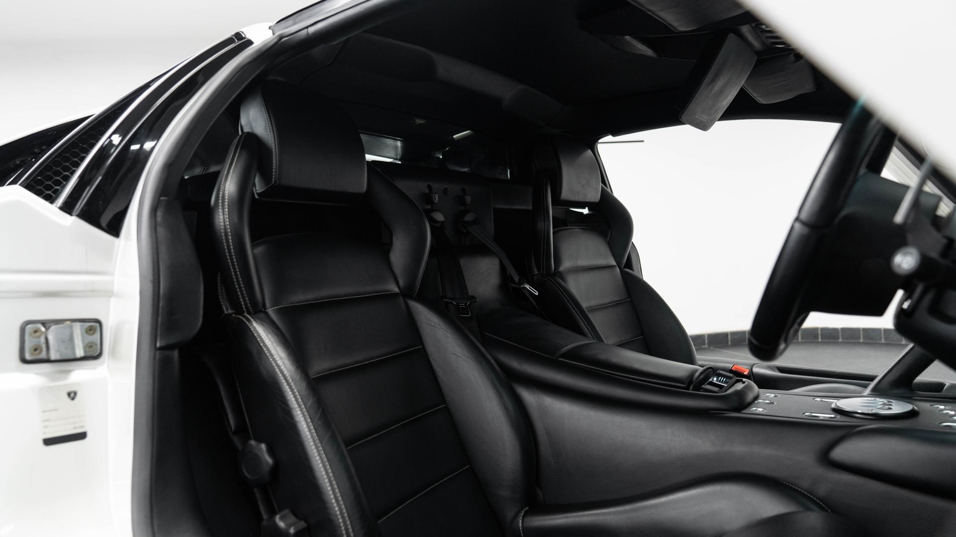 LAMBORGHINI Murcielago Photo 3b1e0d13-1e01-4fe6-80dc-6afb6fdc066b.jpg