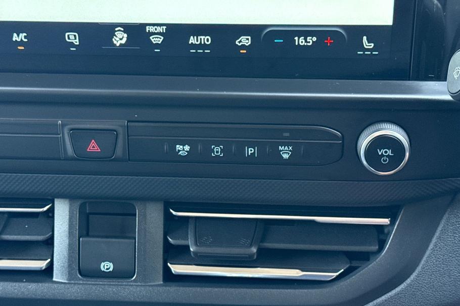 Used Ford TRANSIT CUSTOM 24/N211167 26