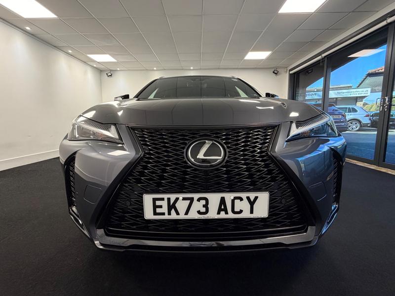 Lexus UX Photo 3b3ac854-618c-4812-9624-34490adf49be.jpg