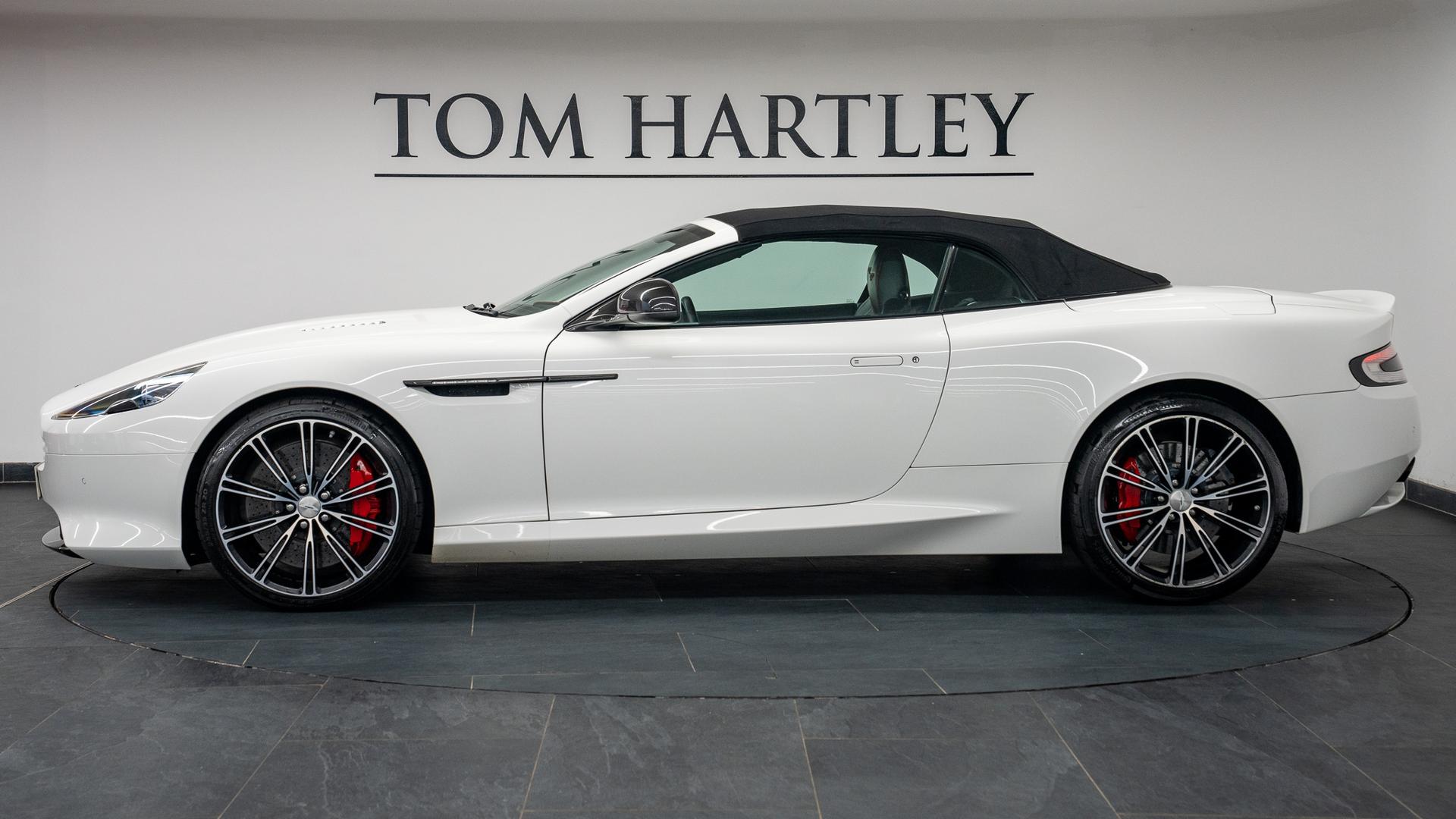 Aston Martin DB9 Photo 3b5e1abd-3a46-478c-91bf-10b5cbcf386f.jpg