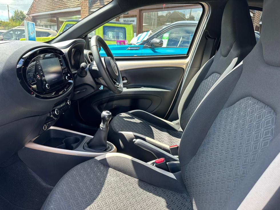 Toyota Aygo X Photo 3b656ba4-1583-4f76-b989-47dfd21d5f89.JPEG