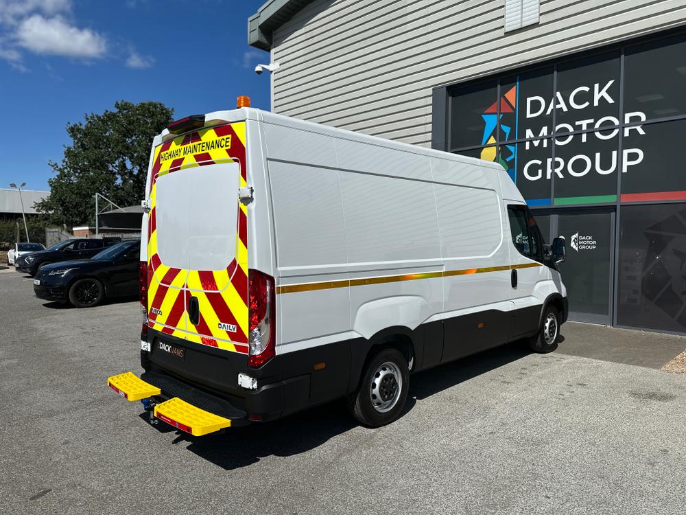 Iveco Daily 35S14 Photo 3b7734bd-fbe5-414d-a35b-317ba5ffa538.jpg