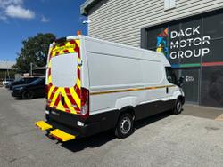 Iveco Daily 35S14 Photo 21
