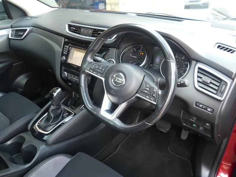 Nissan Qashqai Photo 3b7bddab-ca85-474b-8284-19ae5826dab6.jpg
