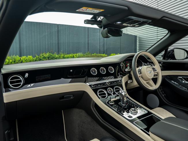 BENTLEY Continental GTC  Photo 2