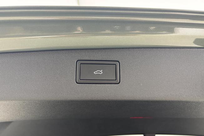 VOLKSWAGEN  Tiguan  Photo 32