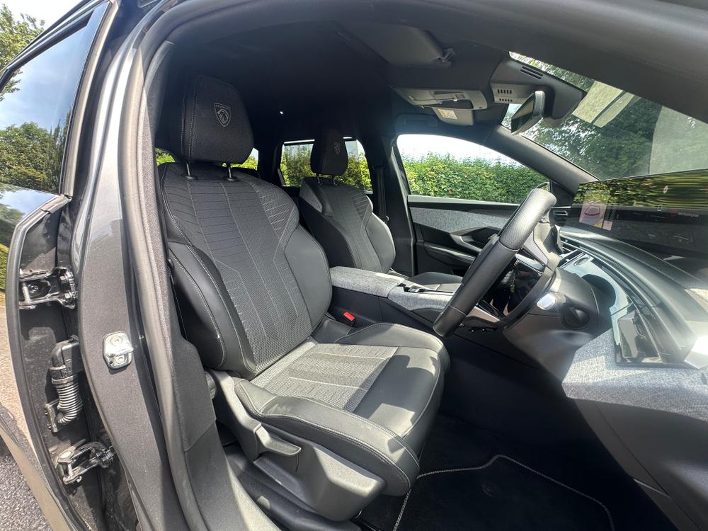 Used Peugeot 5008 GU26FJP 18