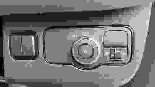 Mercedes-Benz SPRINTER Photo 3b91933b-795d-4c43-94ec-5721ce57efce.jpg