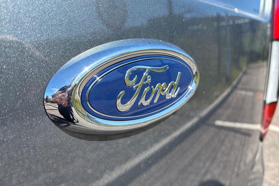 Ford CONNECT Photo 3b953966-2f4d-404b-afa9-c51ee63c638b.jpg