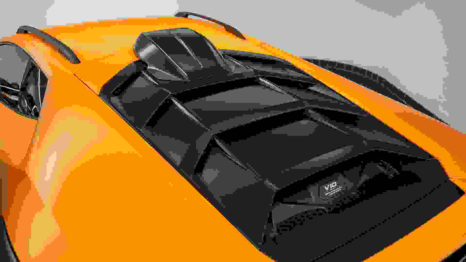 Lamborghini HURACAN Photo 3ba028cd-f8fe-40c9-a409-afe772ca0f03.jpg