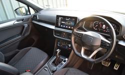 SEAT TARRACO Photo 3
