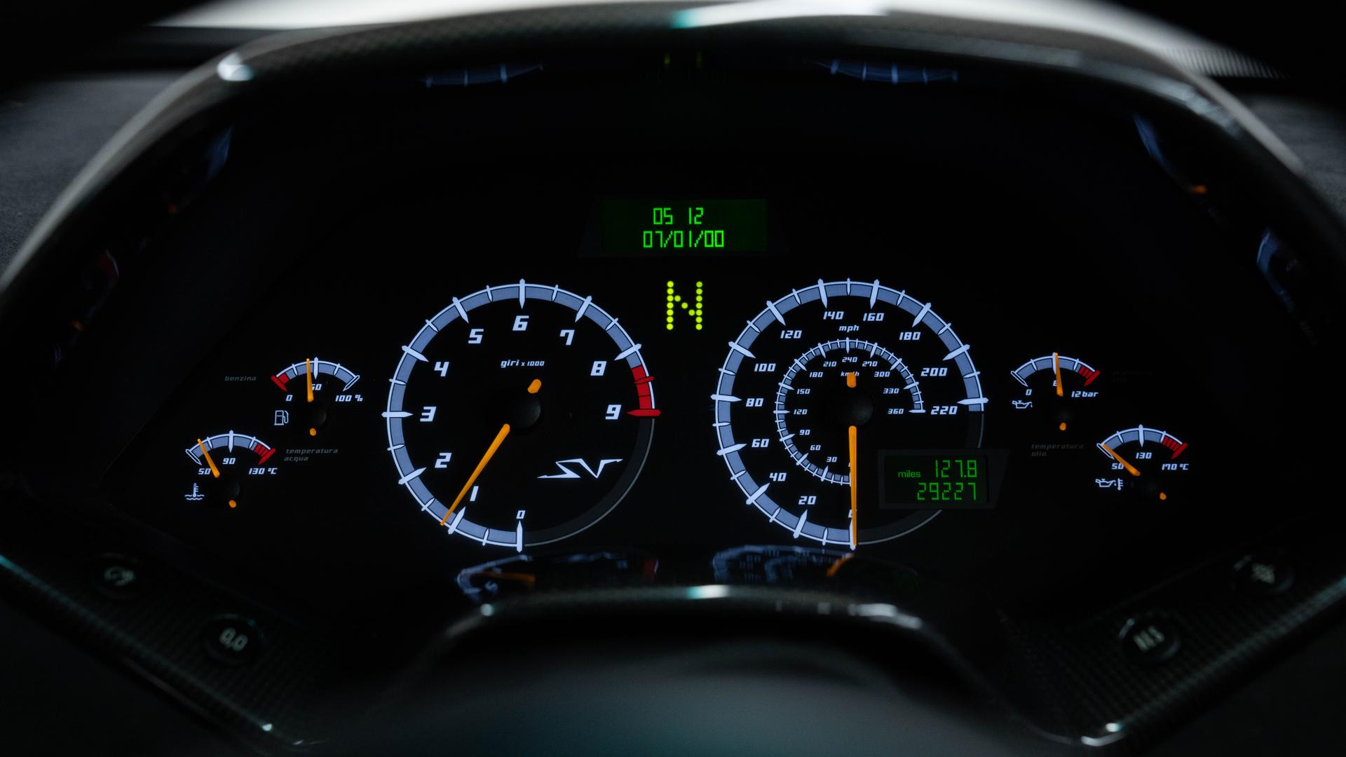 LAMBORGHINI Murcielago Photo 3bdf2407-8e3c-4120-a3dc-32bc92058e9e.jpg