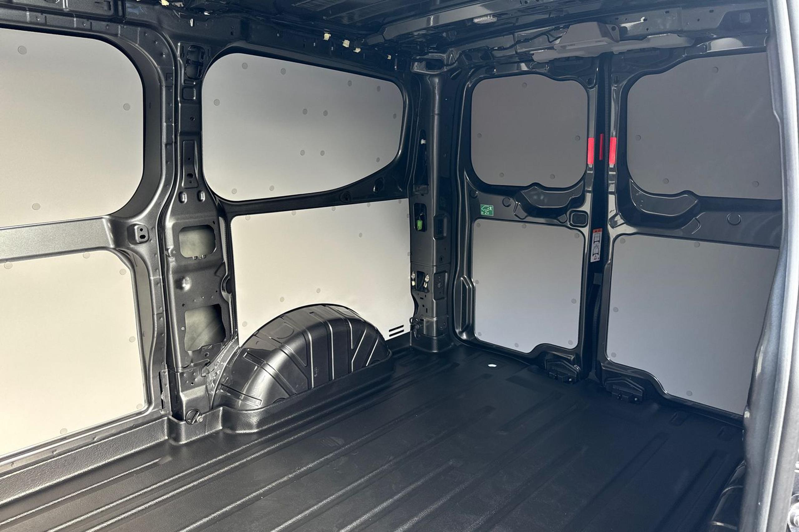 Ford TRANSIT CUSTOM Photo 4