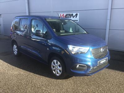 Used 2022 Vauxhall Combo Life 1.5 Turbo D SE MPV 5dr Diesel Manual 6Spd Euro 6 (s/s) (100 ps) at West End Motors