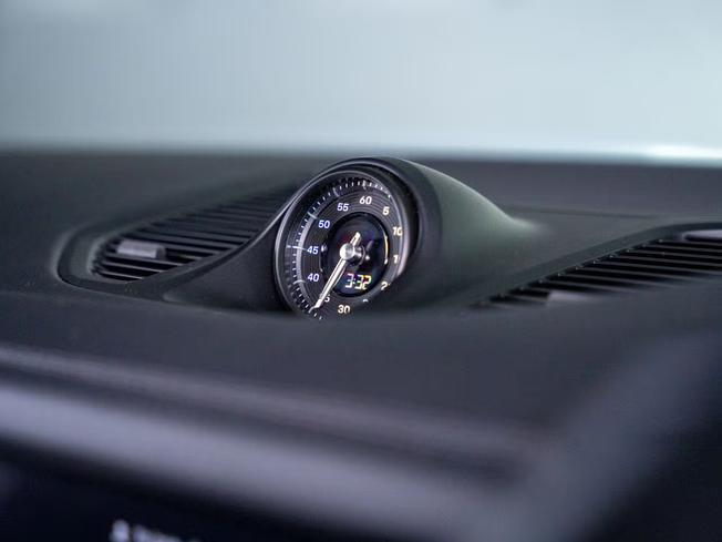 PORSCHE Cayenne Photo 10