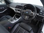 BMW 3 Series Photo 2
