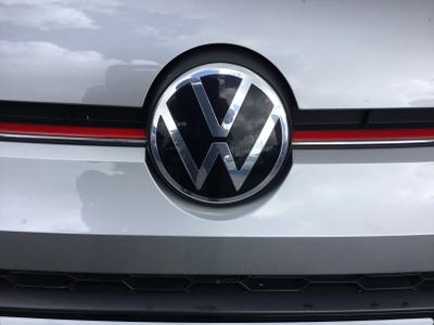 Volkswagen up! Photo 17