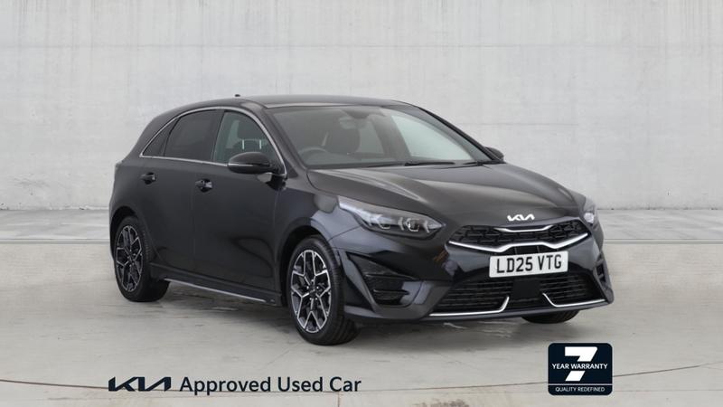 Kia Ceed Photo 3c3d4e95-738a-4d36-b544-fee9c2a58639.jpg